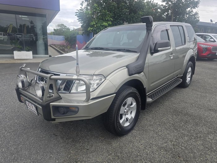 2010 Nissan Pathfinder ST R51 MY10 4X4 Dual Range Gold