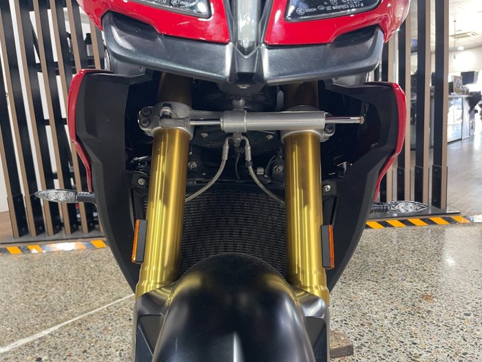 2019 BMW Motorrad S 1000 XR RACING RED