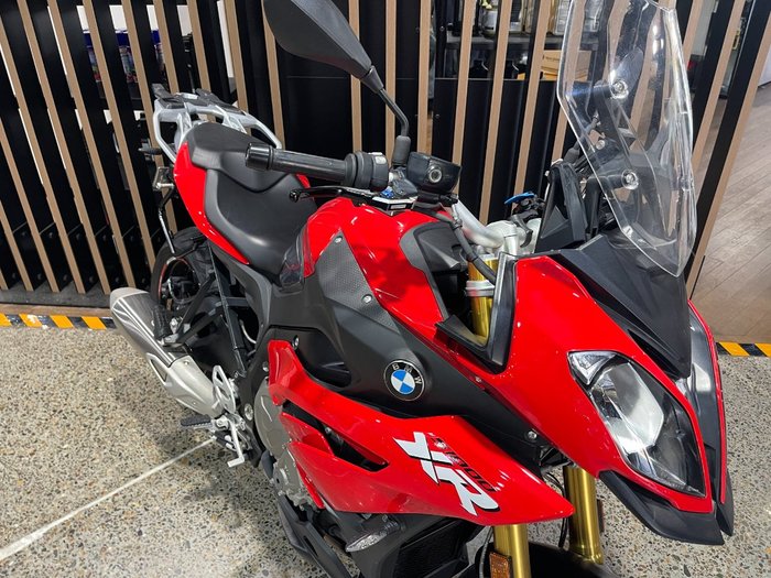 2019 BMW Motorrad S 1000 XR RACING RED