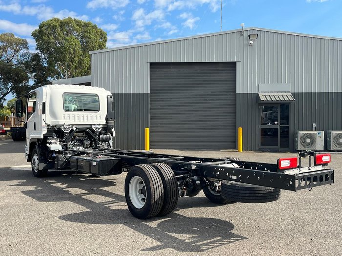 2025 Isuzu F Series