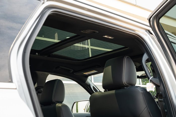 2024 Ford Everest Platinum