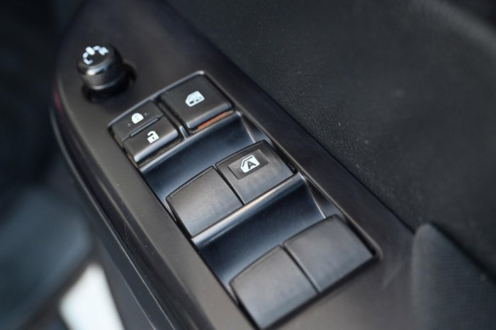 2021 Toyota Hilux SR GUN126R 4X4 Dual Range Glacier White