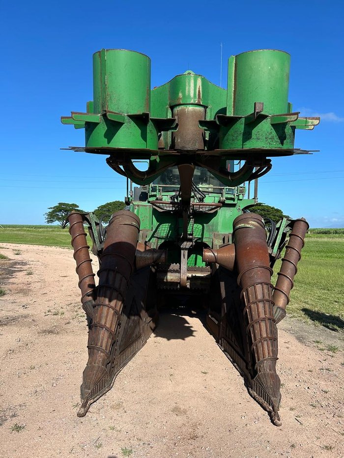 2013 John Deere 3520