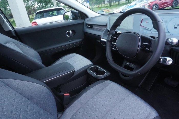 2023 Hyundai IONIQ 5 Essential