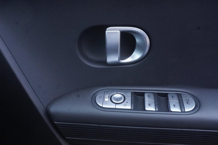 2023 Hyundai IONIQ 5 Essential