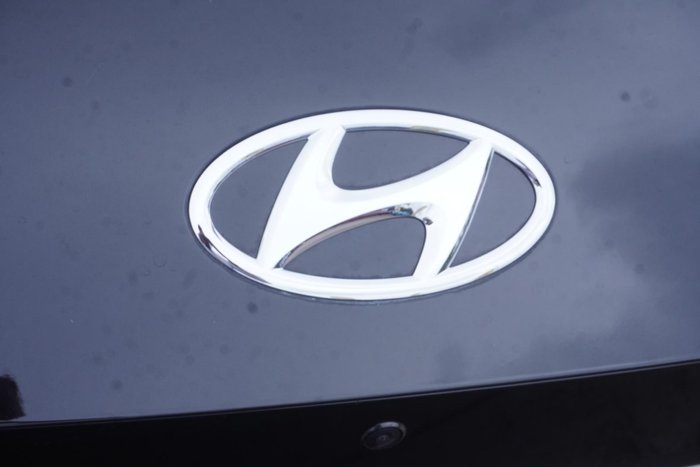 2023 Hyundai IONIQ 5 Essential