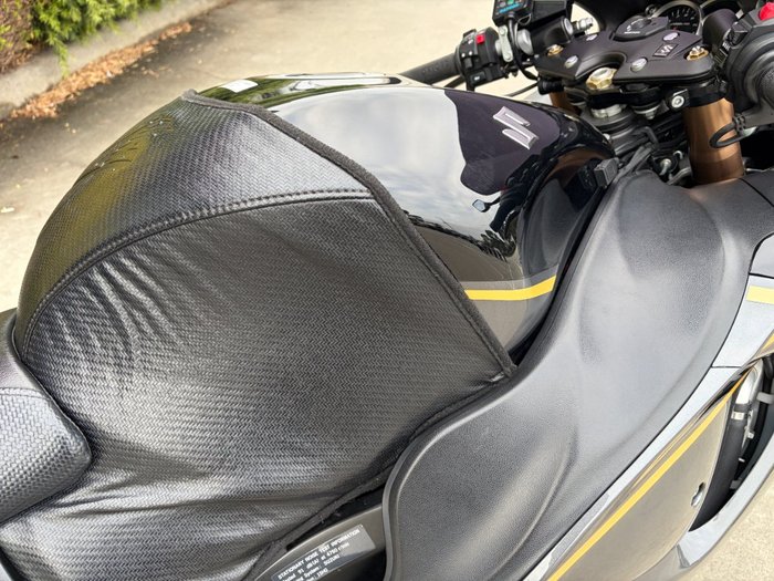 2015 Suzuki GSX1300RA (HAYABUSA) Black