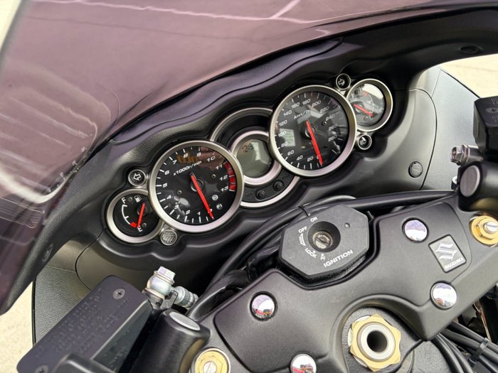 2015 Suzuki GSX1300RA (HAYABUSA) Black