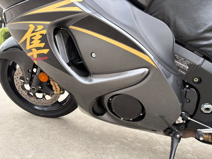 2015 Suzuki GSX1300RA (HAYABUSA) Black