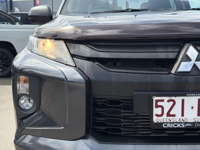 2022 Mitsubishi Triton GLX-R