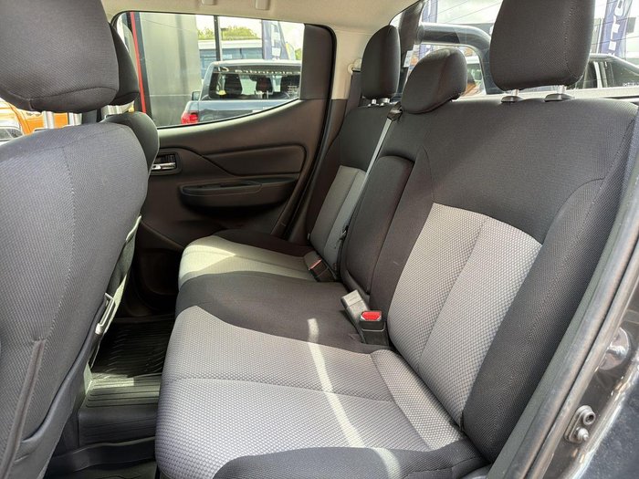 2022 Mitsubishi Triton GLX-R