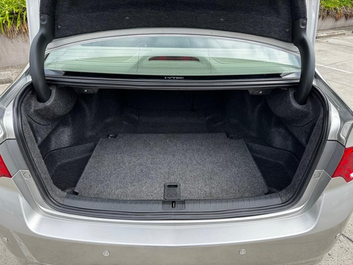 2008 Honda Accord Euro 8th Gen Alabaster Silver