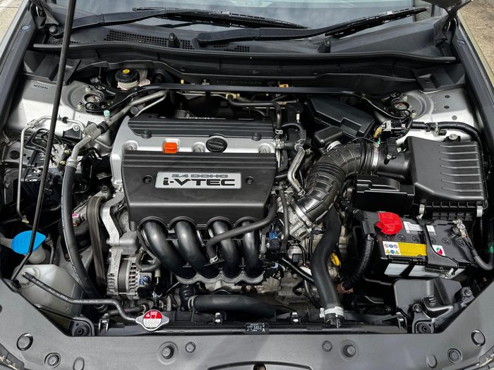 2008 Honda Accord Euro 8th Gen Alabaster Silver