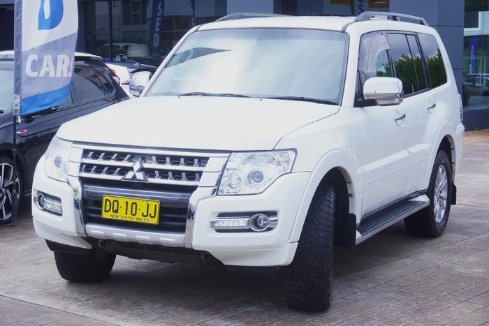 2017 Mitsubishi Pajero GLX