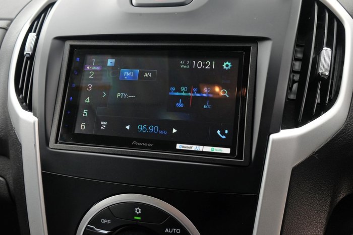 2020 Isuzu MU-X LS-T