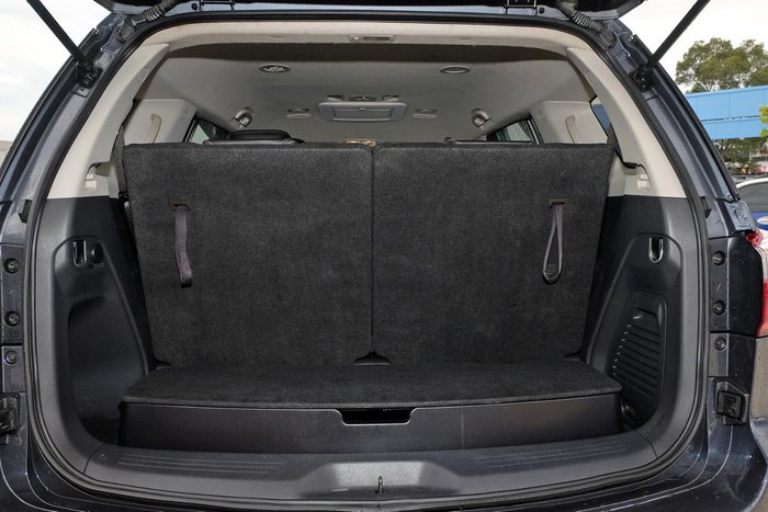 2020 Isuzu MU-X LS-T