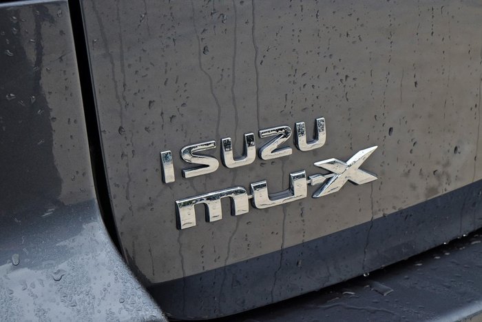 2020 Isuzu MU-X LS-T
