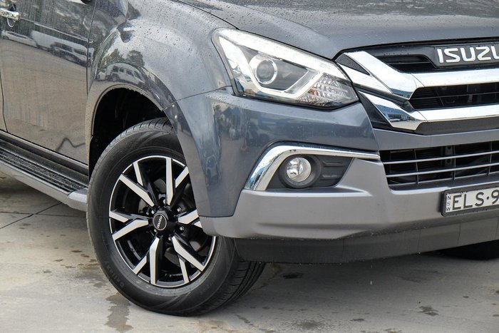 2020 Isuzu MU-X LS-T