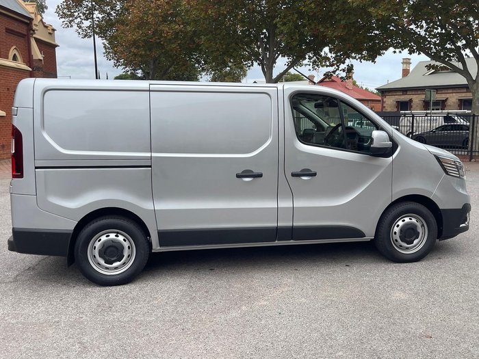 2026 Renault Trafic Premium