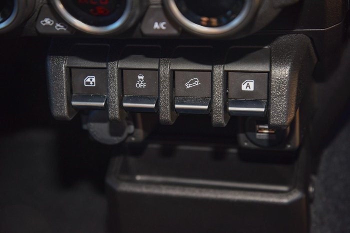 2023 Suzuki Jimny GLX