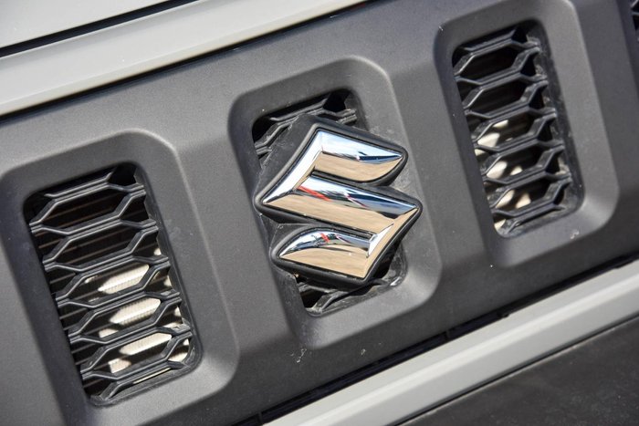 2023 Suzuki Jimny GLX