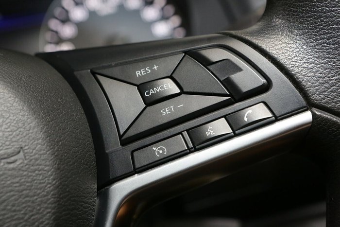 2021 Nissan Navara SL