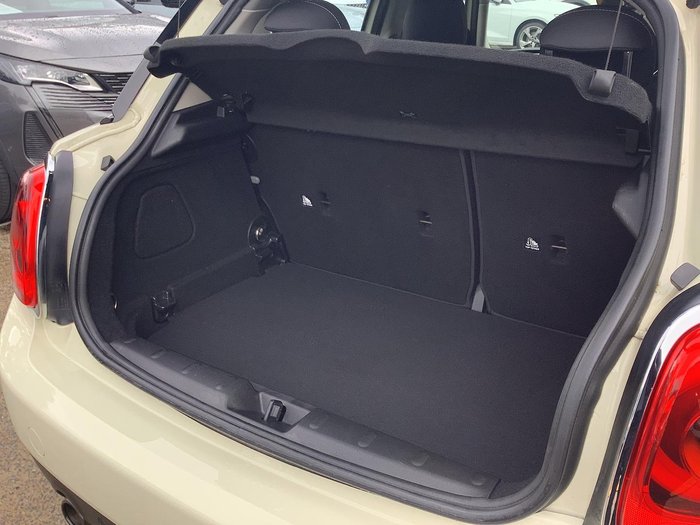 2018 MINI Hatch Cooper