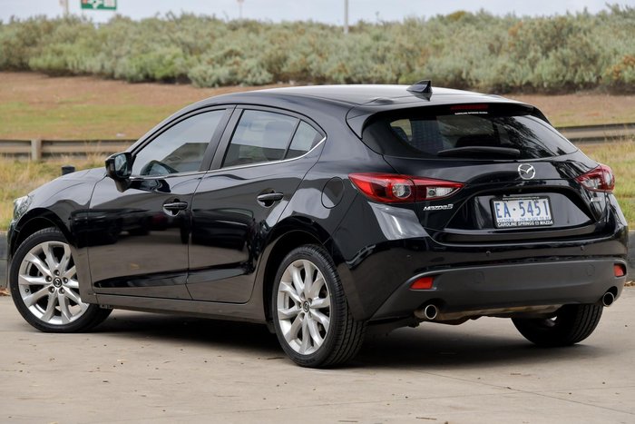 2016 Mazda 3 SP25 GT