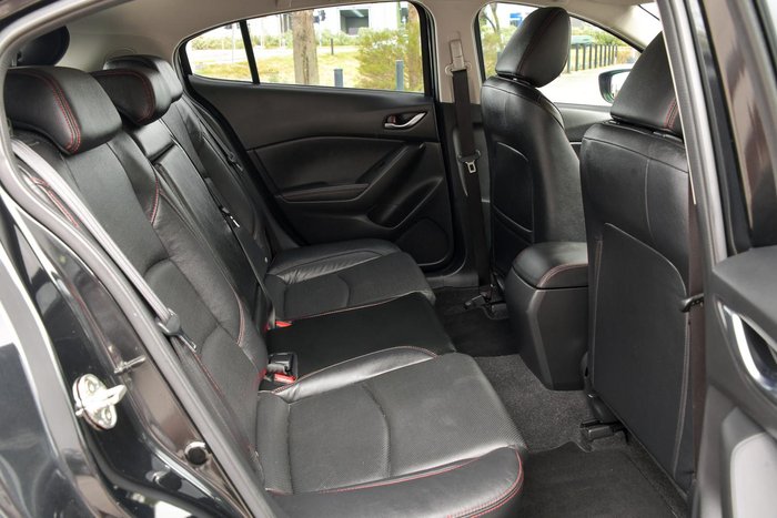 2016 Mazda 3 SP25 GT