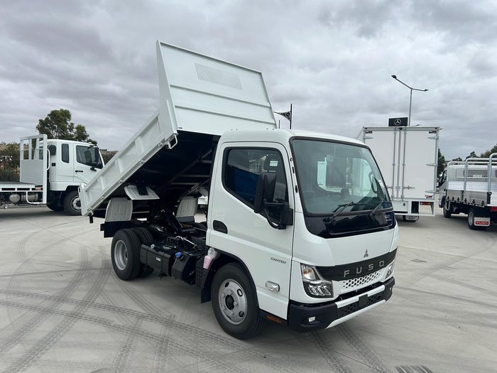 2025 Fuso Canter