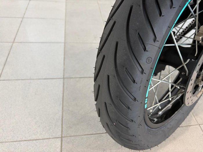 2023 Royal Enfield Scram 411 Mid Scram 411 Black