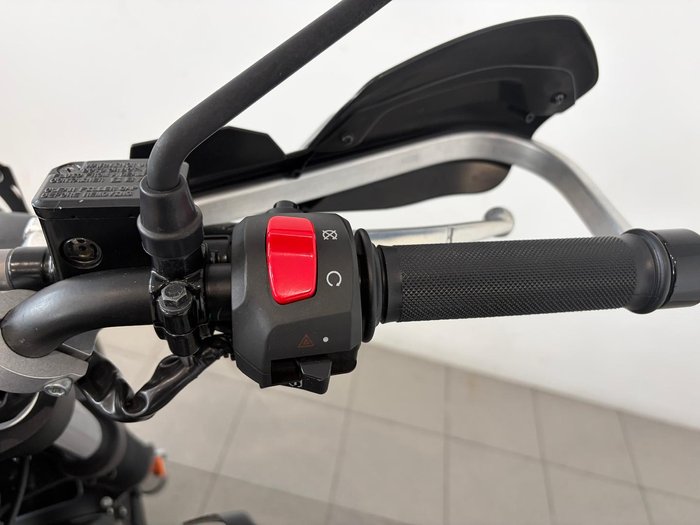 2023 Royal Enfield Scram 411 Mid Scram 411 Black