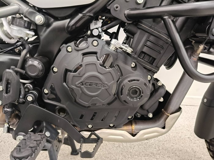 2024 Royal Enfield HIMALAYAN 450 White