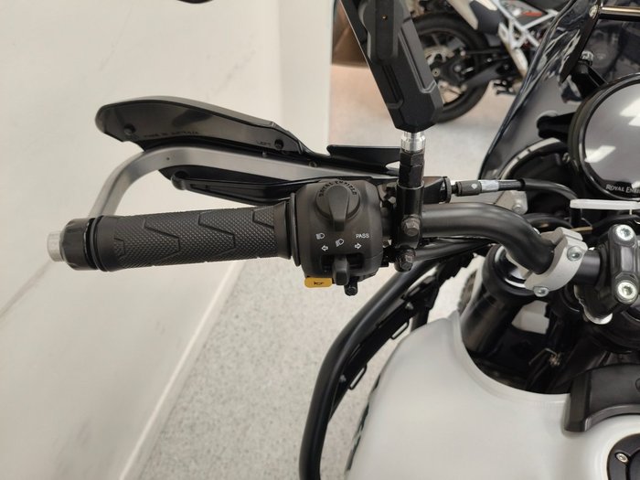 2024 Royal Enfield HIMALAYAN 450 White