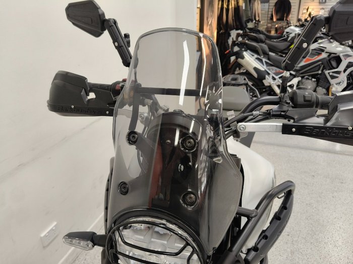 2024 Royal Enfield HIMALAYAN 450 White