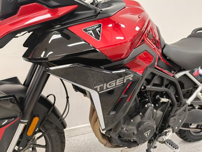 2024 Triumph TIGER 900 GT Red