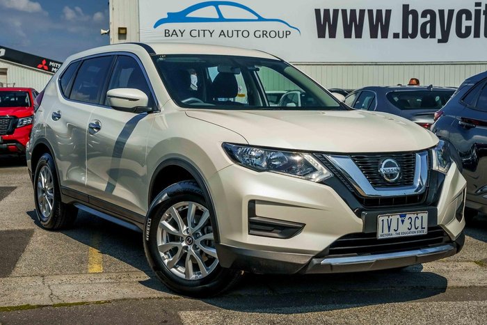2022 Nissan X-TRAIL ST