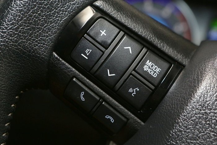 2019 Toyota Hilux SR5