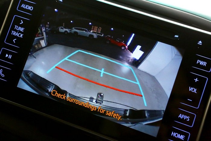 2019 Toyota Hilux SR5