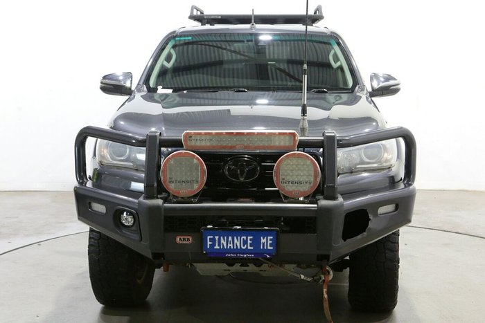 2019 Toyota Hilux SR5