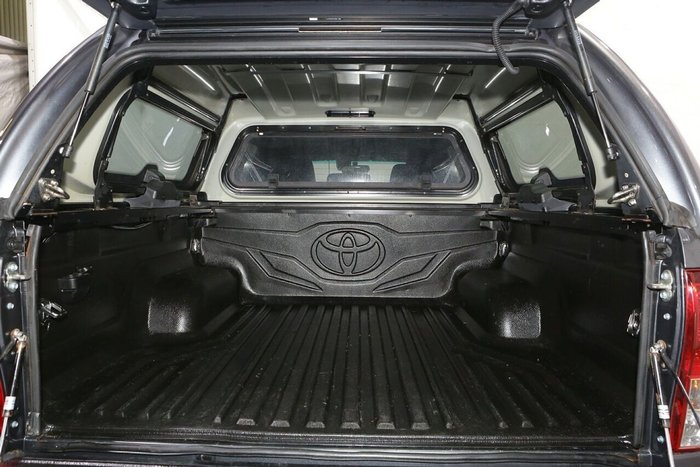 2019 Toyota Hilux SR5