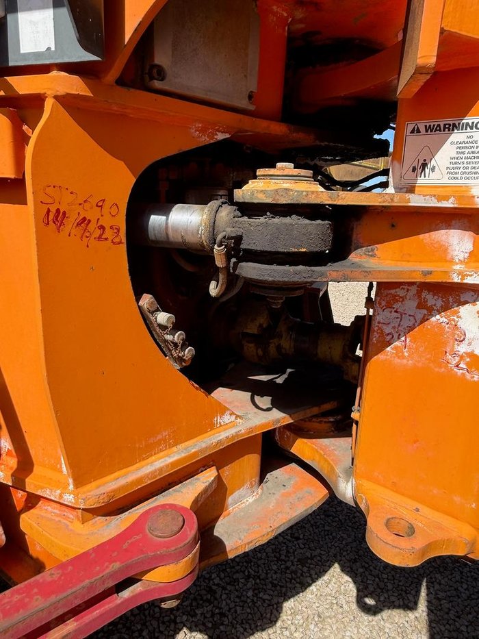 2009 Hitachi Ah 400D