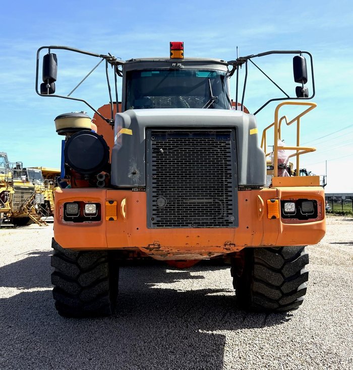 2009 Hitachi Ah 400D