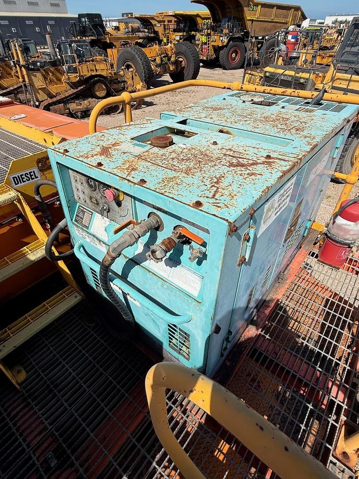 2009 Hitachi Ah 400D