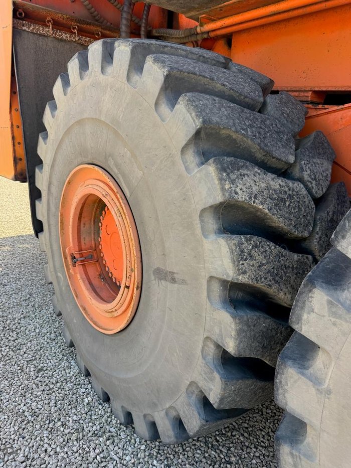 2009 Hitachi Ah 400D