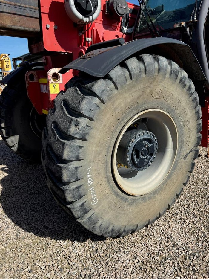 2012 Manitou Mht10225l
