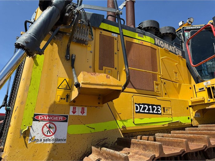 2019 Komatsu 375A-8