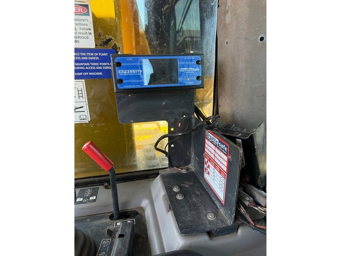 2019 Komatsu 375A-8