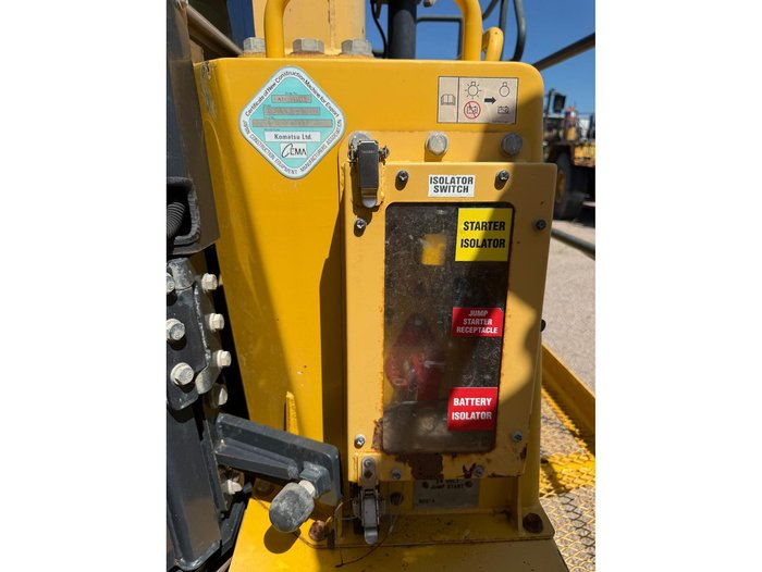 2019 Komatsu 375A-8