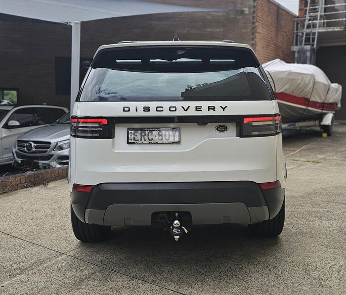 2017 Land Rover Discovery TD6 SE Series 5 MY17 4X4 Dual Range Fuji White